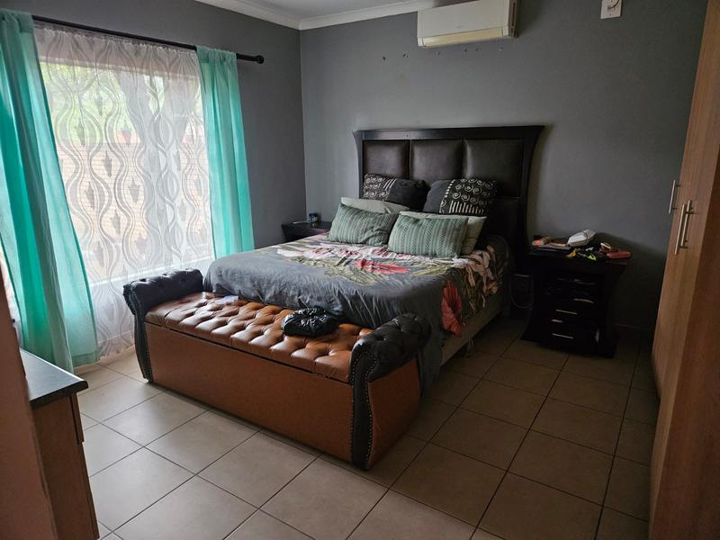 To Let 4 Bedroom Property for Rent in Kathu Northern Cape